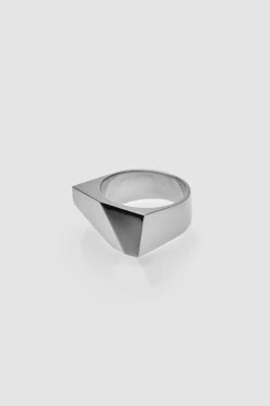 Oscar Ring