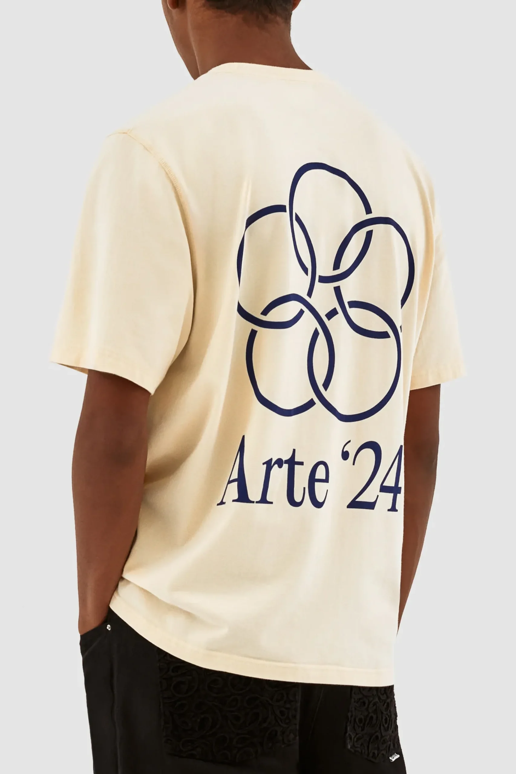 Teo Back Rings T-shirt